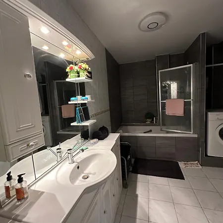 Vue Exceptionnelle Apartment Courbevoie